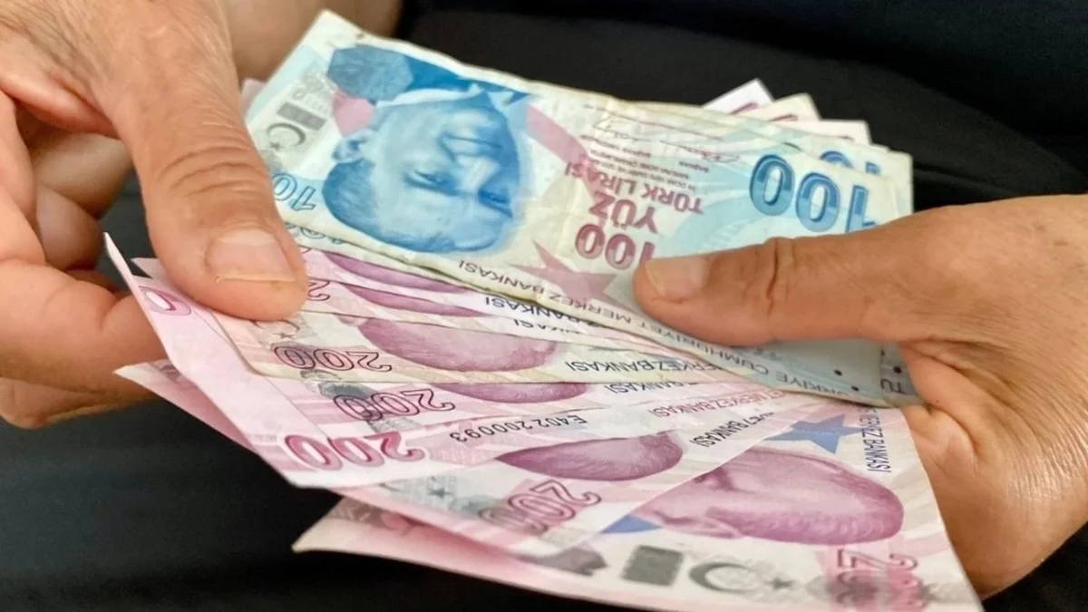 Asgari Ücrete Ara Zam Anketi: Çalışanın Alacağı En Yüksek Maaş Ortaya Çıktı